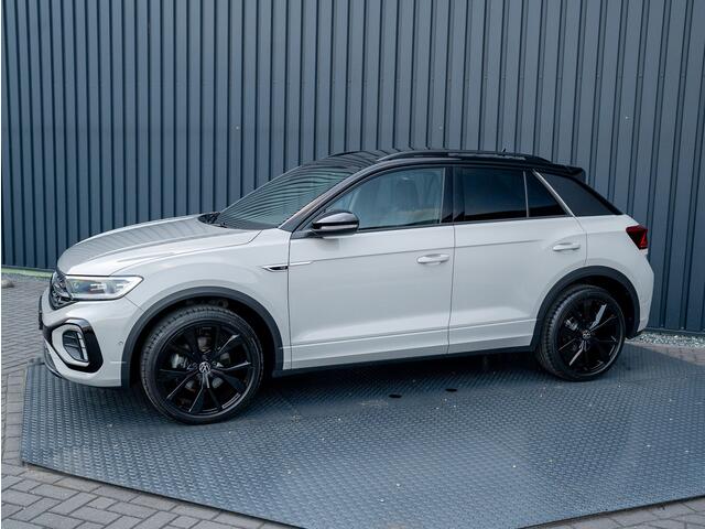 Volkswagen T-Roc 1.5 TSI R-Line Business | Panodak | Trekhaak | Elk. A-klep | Keyless | IQ Light | 19'' | Side Assist | Prijs Rijklaar!!