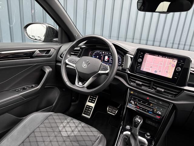 Volkswagen T-Roc 1.5 TSI R-Line Business | Panodak | Trekhaak | Beats | Elk. A-klep | Keyless | IQ Light | 19'' | Side Assist | Prijs Rijklaar!!