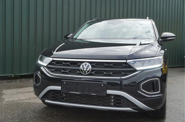 Volkswagen T-Roc 1.5TSI 150pk Automaat Life + Camera/ Carplay/ Navi/ Adapt.Cruise/ LED/ Nieuwstaat/ Garantie!