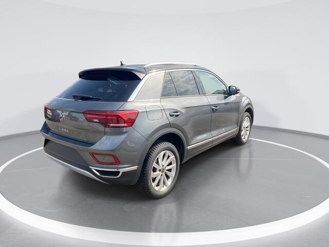 Volkswagen T-Roc 1.5TSI/150PK Style DSG · Navigatie · Trekhaak · Massagefunctie · Garantie tot november 2026