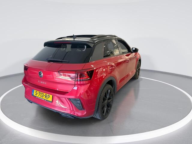 Volkswagen T-Roc 1.5 TSI 150pk DSG R-Line Business · Apple/Android Car Play · Camera · Panoramadak · Beats Audio · Matrix LED · 19'' Inch · Garantie t/m 30-03-2027 of 100.000km