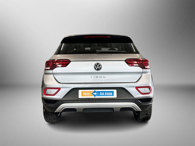 Volkswagen T-Roc 1.5 150pk TSI Life Edition Achteruitrijcamera 'Rear View' | Adaptive Cruise Control | Dodehoeksensoren