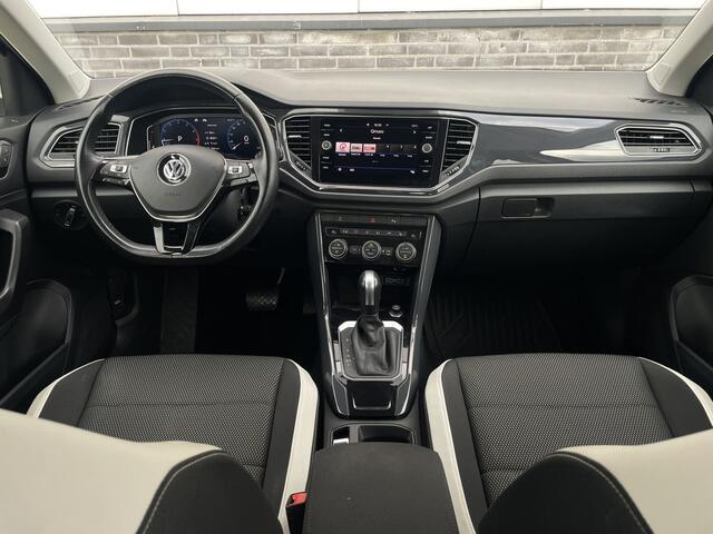 Volkswagen T-Roc 1.5 TSI Sport LED | Trekhaak | Carplay | Camera | Virtual Cockpit | PDC