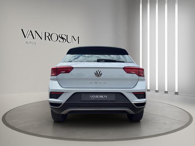 Volkswagen T-Roc 1.5 TSI Style DSG Navigatie | Two Tone | Parkeer V+A | Automaat | Elektrische Klep | App-Connect |