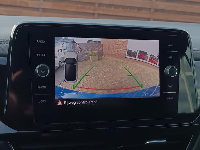 Volkswagen T-Roc Cabrio 1.5 TSI R-Line Black style, carplay, adapt. cruise