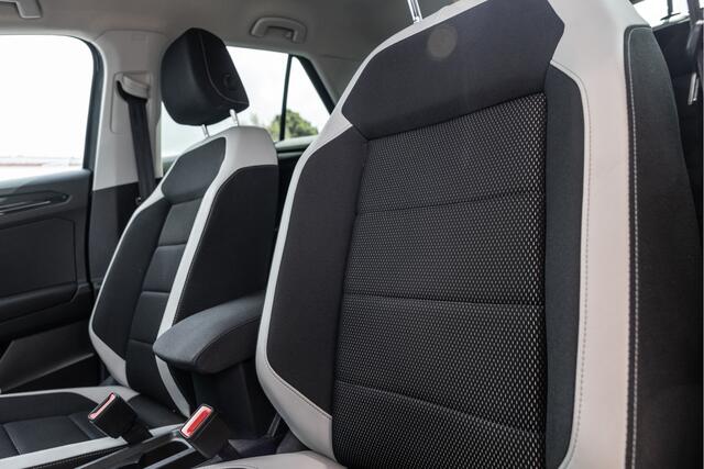 Volkswagen T-Roc 1.5 TSI Sport | Camera | NL Auto