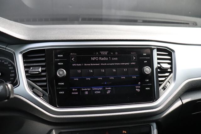 Volkswagen T-Roc 1.5 TSI Sport Business R | STOELVERW. | PANO | CAMERA | NAVI | CRUISE | APPLE CARPLAY |
