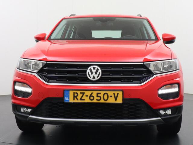 Volkswagen T-Roc 1.0 TSI Style 18inch/Ad Cruise/Carplay etc.