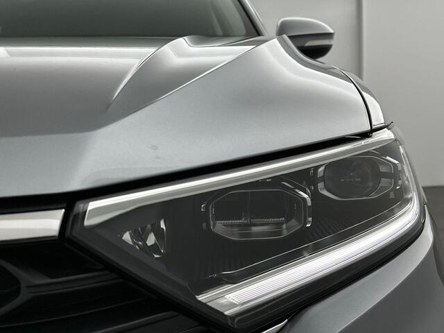 Volkswagen T-Roc 1.0 TSI Oranje Edition