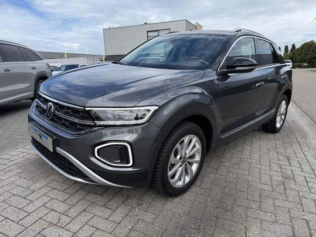 Volkswagen T-Roc 1.5 TSI Style Trekhaak | Massage | Stoelverw.