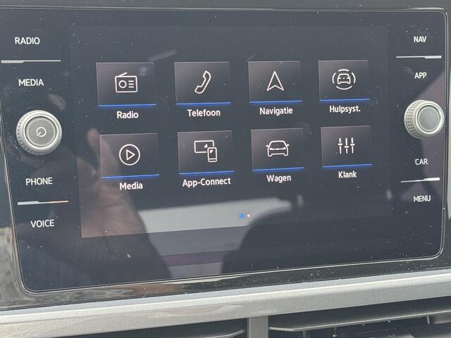 Volkswagen T-Roc 1.5 TSI Style Trekhaak | Massage | Stoelverw.