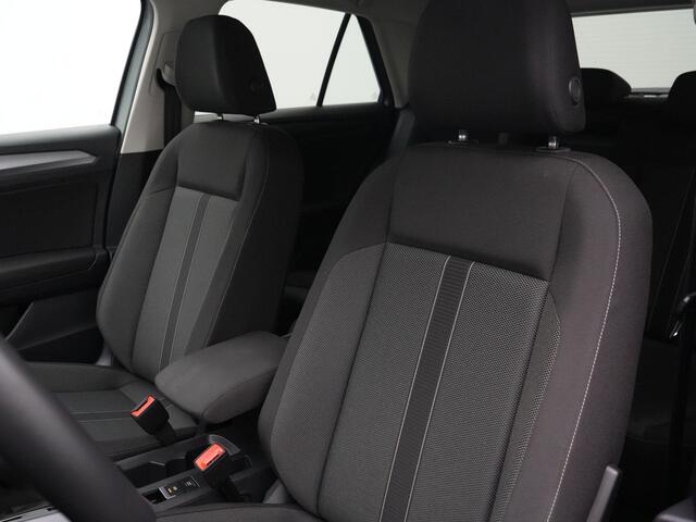 Volkswagen T-Roc 1.5 TSI 150 pk DSG Life Edition | Navigatie | Achteruitrijcamera | Side Assist | Adaptive Cruise | Climatronic