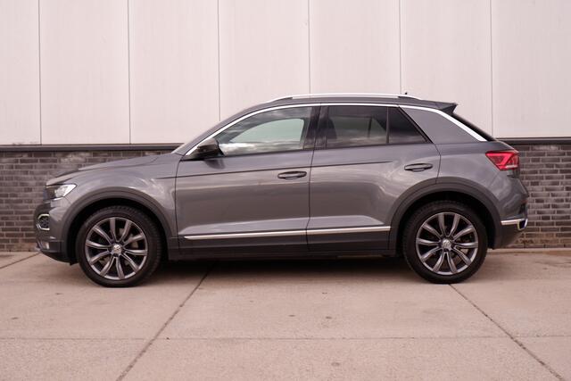 Volkswagen T-Roc 1.5 TSI Sport LED | Trekhaak | Carplay | Camera | Virtual Cockpit | PDC