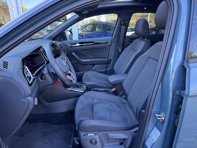 Volkswagen T-Roc 1.5 TSI R-Line | Trekhaak | Pano | Camera