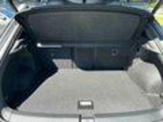 Volkswagen T-Roc 1.5 TSI R-Line Led Koplampen Camera ACC Nieuwe Auto