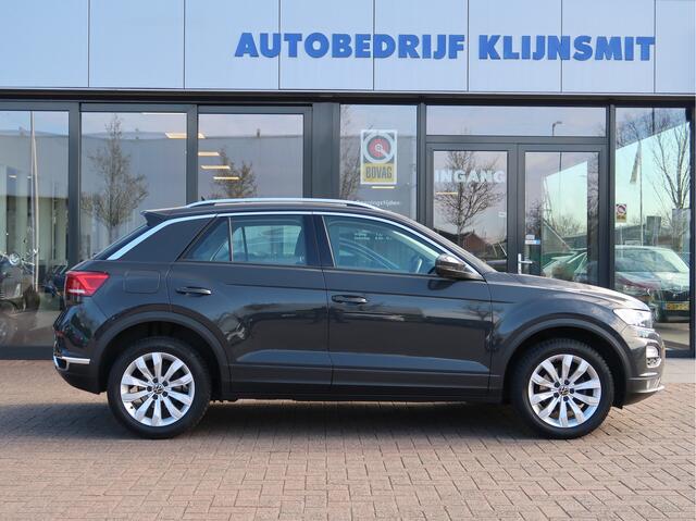 Volkswagen T-Roc 1.0 TSI Style Business | virtual cockpit | camera | stoelverw | elektr klep |