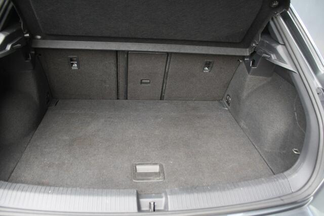 Volkswagen T-Roc 1.5 TSI Sport-TREKHAAK