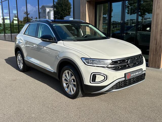Volkswagen T-Roc 1.5 TSI 150pk DSG Style Carplay | Camera | Keyless | Elek. Achterklep | Rijklaar incl. garantie