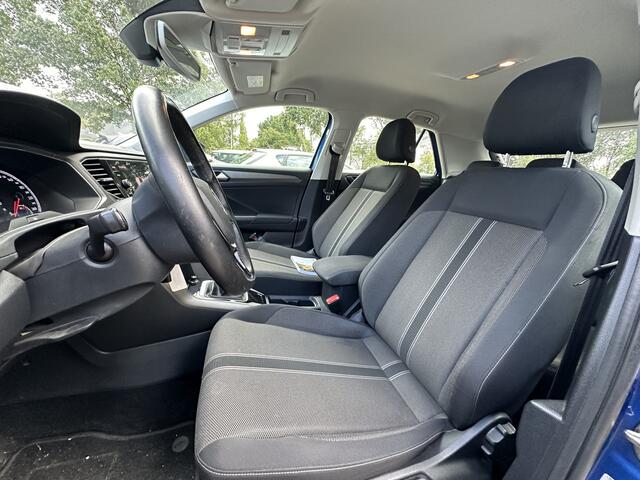 Volkswagen T-Roc 1.0 TSI Style Navigatie/Cruise/Climate control/Achterklep elektrisch bedienbaar Applecarplay/Android