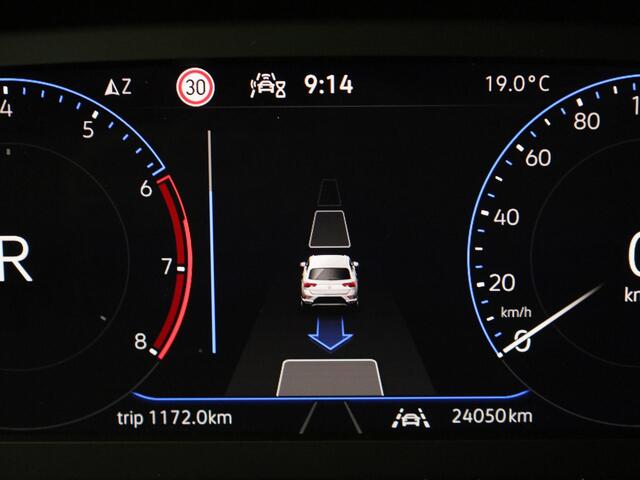 Volkswagen T-Roc 1.5TSI/150PK Style DSG · Navigatie · Apple Car Play · Trekhaak · Garantie tot november 2026