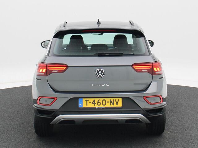 Volkswagen T-Roc 1.5 TSi Life 150 Pk Automaat | Adaptive Cruise | Carplay | Camera | Parkeersensoren | Privacy Glass | LED | 16 Inch | 62.094 Km
