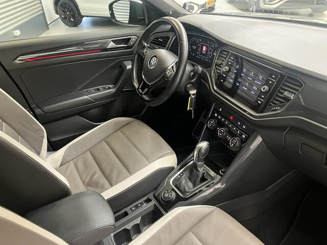 Volkswagen T-Roc 2.0 TSI 4M SPORT/PANORAMA/LEER/DIGI CP/BLIND SP/TREKH/19 INCH/ENZ