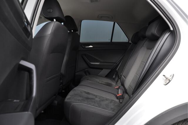 Volkswagen T-Roc 1.5 TSI Style NAVI IQ Light Trekhaak