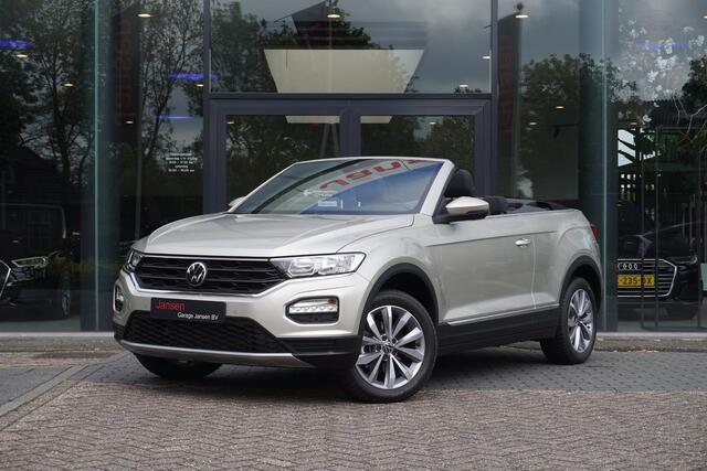 Volkswagen T-Roc Cabrio 1.0 TSI Style | CarPlay | Parkeersensor voor + achter | Stoelverwarming