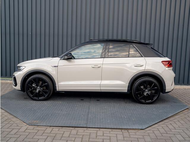 Volkswagen T-Roc 1.5 TSI R-Line Business | Panodak | Beats | Keyless | Trekhaak | IQ Light | Side Assist | Prijs Rijklaar!!