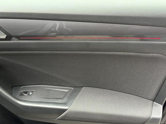 Volkswagen T-Roc 1.5 TSI Sport Rline,Cam,Cruise,Carpl,Led