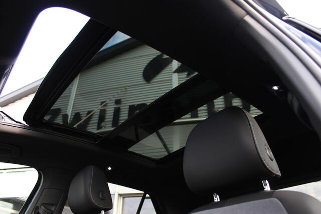 Volkswagen T-Roc 1.5 TSI R-Line | Pano | Camera | Carplay |