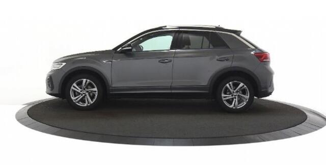 Volkswagen T-Roc 1.5 TSI R-Line - Trekhaak - AllSeason banden - Stoelverwarming