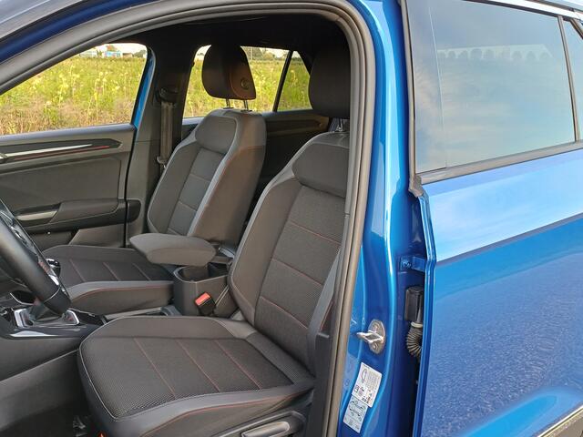 Volkswagen T-Roc 1.5 TSI Sport /Prachtige auto!/Navi/Carplay/Camera/