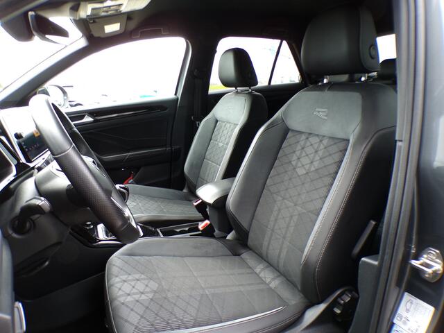 Volkswagen T-Roc 1.0 TSI R-Line, Carplay + Android Auto / Sensoren + Camera / Adaptive Cruise / Full LED. / Climate Control / 17'' LMV