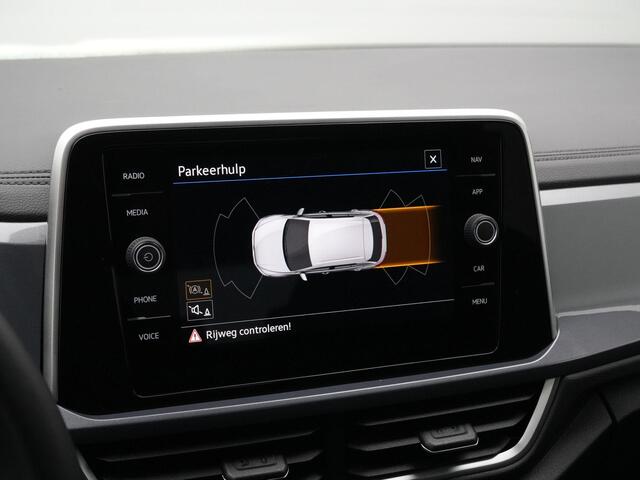 Volkswagen T-Roc 1.5 TSI 150 pk DSG Style | LED koplampen | Stoelverwarming | ErgoActive bestuurdersstoel | Afn. Trekhaak | Carplay | Adaptive Cruise | Park assist | 17 inch