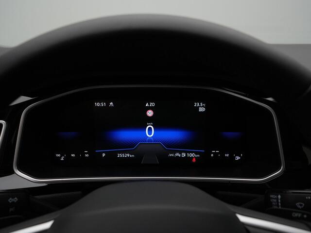 Volkswagen T-Roc Cabrio 1.5 TSI 150 pk DSG R-Line | Trekhaak | Stuur-/stoelverwarming | Navigatie | Parkeersensoren voor/achter