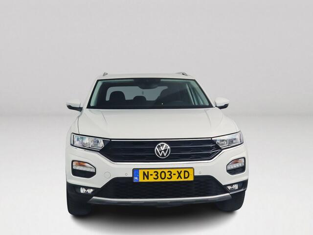 Volkswagen T-Roc 1.5 TSI Style Business | Stoelverwarming | Parkeercamera | Navigatie