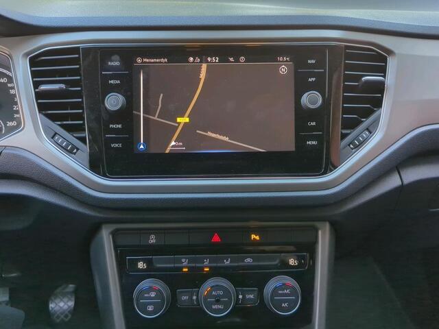 Volkswagen T-Roc 1.0 TSi 110 Pk Style | Trekhaak | Adaptive Cruise | Navigatie | CarPlay | ECC | Parkeersensoren | 68.883 Km!!