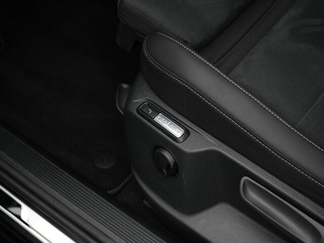 Volkswagen T-Roc 1.5 TSI 150 pk DSG R-Line Edition | Trekhaak | Achteruitrijcamera | Navigatie | Stoelverwarming | Adaptive Cruise