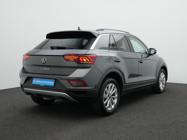 Volkswagen T-Roc 1.5 TSI 150 pk DSG Life Edition | Achteruitrijcamera | LED Plus koplampen | Park Assit | Side Assist | Carplay