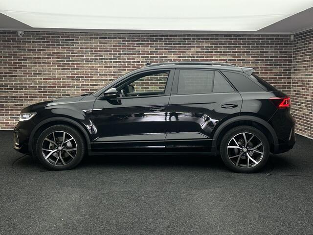Volkswagen T-Roc 1.5 TSI R-Line Panorama IQ Black Edition Virtual