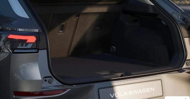 Volkswagen T-Roc 1.5 eTsi Life First Edition