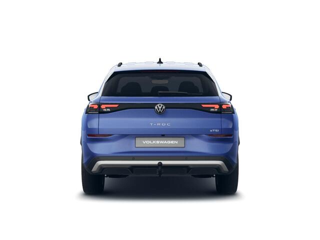 Volkswagen T-Roc Life First Edition 1.5 eTSI 116 PK | Trekhaak | Camera | Stoel- & Stuurverwarming | Carplay |