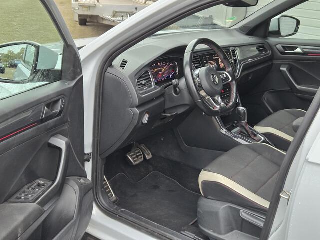 Volkswagen T-Roc 1.5 TSI Sport Panoramadak, Standkachel,