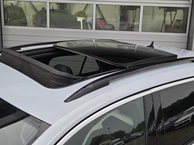 Volkswagen T-Roc 1.5 TSI Sport Panoramadak, Standkachel,