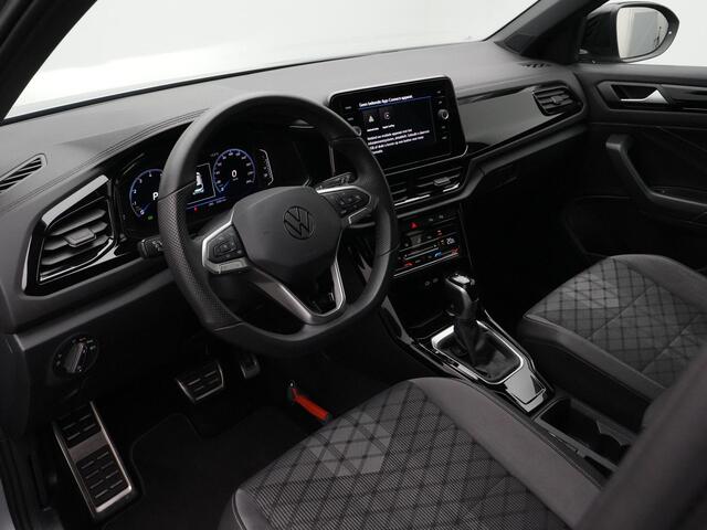 Volkswagen T-Roc 1.5 TSI 150 pk DSG R-Line | IQ Light | Black Style | Adaptive Cruise | Park Assist | Apple Carplay/Android Auto | DAB | 18 inch