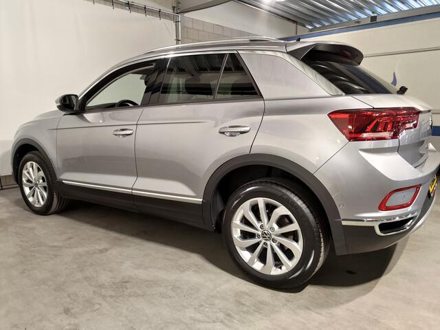 Volkswagen T-Roc 1.5 TSI 150pk STYLE DSG7 110kw Carplay / ACC / Elektr.A.Klep / Virtual cockpit IQ-Drive / IQ-Light / A.Camera / Climate C.