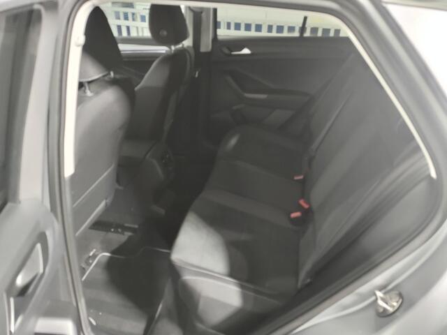 Volkswagen T-Roc 1.5 TSI 150pk STYLE DSG7 110kw Carplay / ACC / Elektr.A.Klep / Virtual cockpit IQ-Drive / IQ-Light / A.Camera / Climate C.