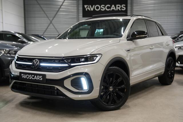 Volkswagen T-Roc 1.5 TSI R-Line * Pano - Trekhaak - IQ Light - Camera - ACC - Beats *