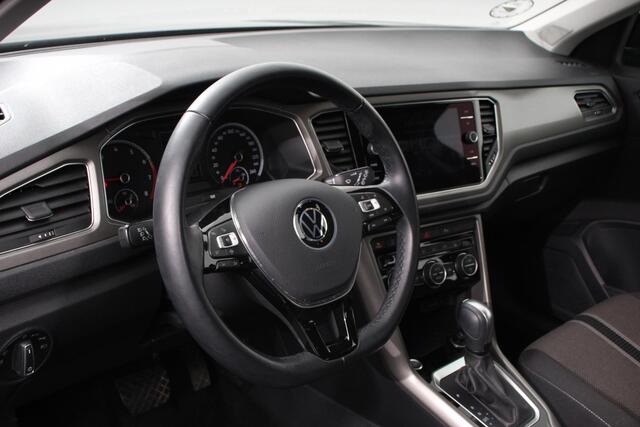 Volkswagen T-Roc 1.5 TSI 150pk DSG Style Team Navigatie Climate Control DAB Adaptive Cruise control Elektrisch bedienbare achterklep
